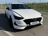 Hyundai Sonata 2023 годаүшін15 500 000 тг. в Уральск