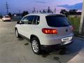 Volkswagen Tiguan 2011 года за 6 300 000 тг. в Атырау – фото 3