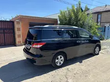 Nissan Quest, 2015