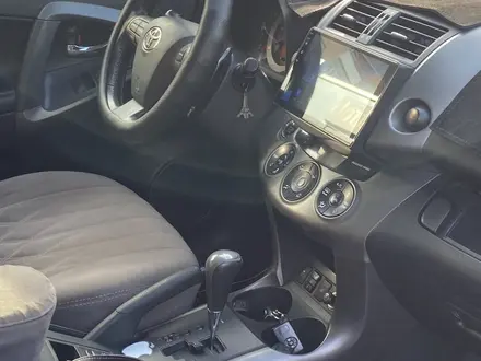 Toyota RAV4 2012 года за 8 000 000 тг. в Астана – фото 11