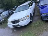 Lincoln Town Car 2001 годаүшін800 000 тг. в Усть-Каменогорск – фото 4