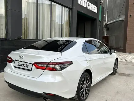 Toyota Camry 2023 года за 17 200 000 тг. в Кызылорда – фото 6