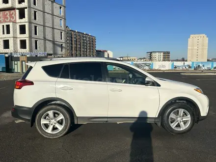 Toyota RAV4 2013 года за 8 500 000 тг. в Атырау – фото 2