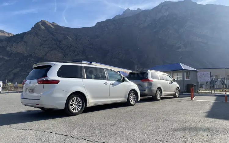 Toyota Sienna 2016 годаүшін7 500 000 тг. в Атырау