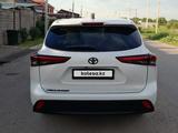 Toyota Highlander 2023 года за 19 500 000 тг. в Алматы