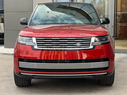 Land Rover Range Rover 2024 года за 163 748 000 тг. в Алматы – фото 2