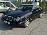 Mercedes-Benz E 230 1996 года за 1 500 000 тг. в Караганда – фото 2