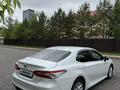 Toyota Camry 2021 годаүшін13 500 000 тг. в Астана – фото 4