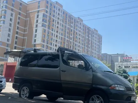 Toyota Granvia 1996 года за 3 200 000 тг. в Алматы