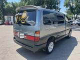 Toyota Granvia 1996 годаfor3 200 000 тг. в Алматы – фото 2