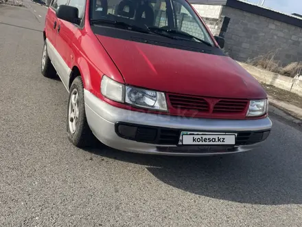 Mitsubishi Space Runner 1996 года за 1 300 000 тг. в Алматы – фото 2