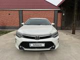 Toyota Camry 2017 годаfor14 300 000 тг. в Шымкент – фото 2