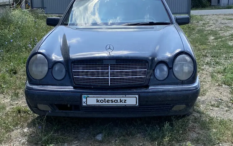 Mercedes-Benz E 280 1997 годаүшін2 300 000 тг. в Усть-Каменогорск