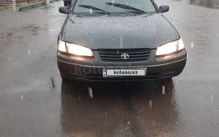 Toyota Camry 1997 годаүшін3 200 000 тг. в Тараз