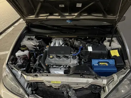 Toyota Camry 2002 года за 4 000 000 тг. в Усть-Каменогорск – фото 10