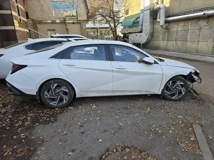 Hyundai Elantra 2023 года за 6 500 000 тг. в Алматы – фото 5