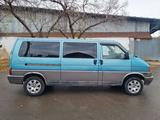 Volkswagen Caravelle 1994 года за 2 800 000 тг. в Караганда – фото 3