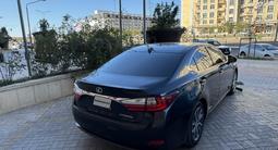 Lexus ES 300h 2015 года за 9 200 000 тг. в Актау – фото 3