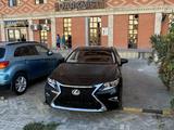 Lexus ES 300h 2015 годаүшін9 200 000 тг. в Актау – фото 2