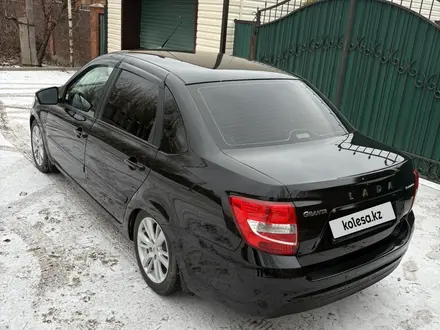 ВАЗ (Lada) Granta 2190 2020 года за 3 900 000 тг. в Актобе – фото 4