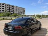 Volkswagen Passat 2013 года за 5 400 000 тг. в Актау – фото 3