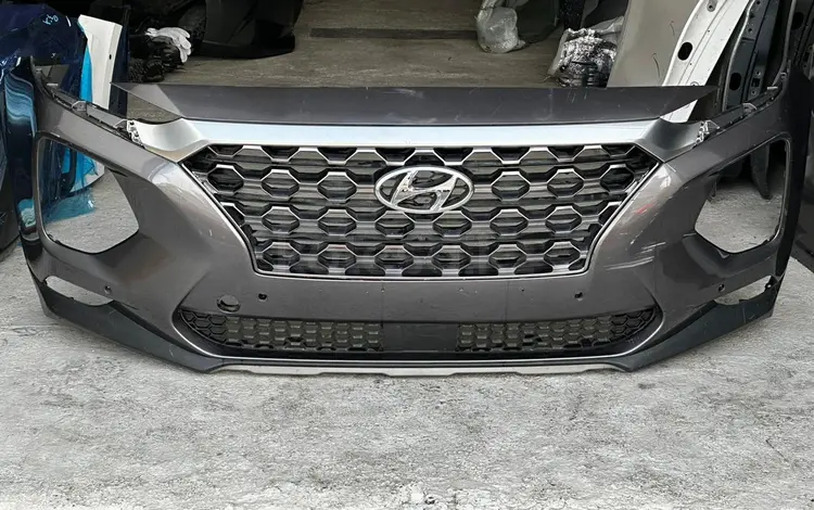 Hyundai Santa Fe передний бампер Хундай санта фе за 500 тг. в Астана