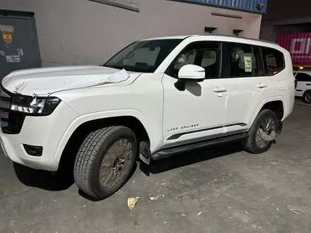 Молдинги дверей для Land Cruiser 300 (2021-2024) за 110 000 тг. в Астана – фото 3