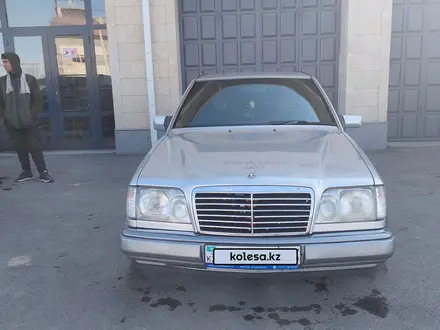 Mercedes-Benz E 280 1995 года за 4 000 000 тг. в Туркестан – фото 4