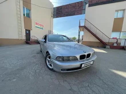 BMW 528 1997 года за 2 700 000 тг. в Астана – фото 3
