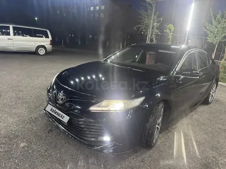 Toyota Camry 2019 года за 10 500 000 тг. в Балхаш