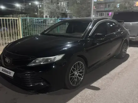 Toyota Camry 2019 года за 10 500 000 тг. в Балхаш – фото 7