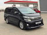 Toyota Vellfire 2010 года за 9 500 000 тг. в Уральск