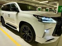 Lexus LX 570 2016 года за 45 000 000 тг. в Астана