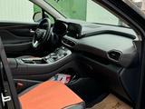 Hyundai Santa Fe 2022 годаүшін14 000 000 тг. в Караганда – фото 3