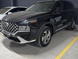 Hyundai Santa Fe 2022 годаүшін14 000 000 тг. в Караганда