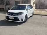 Toyota Sienna 2020 года за 18 000 000 тг. в Актау – фото 2