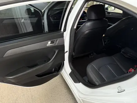 Hyundai Sonata 2017 года за 7 980 000 тг. в Алматы – фото 35