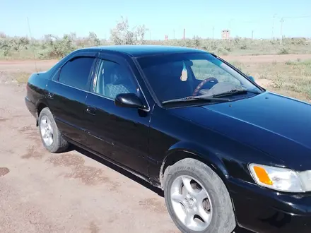 Toyota Camry 1998 года за 2 800 000 тг. в Приозерск – фото 5