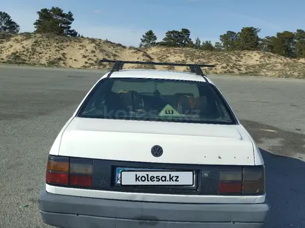 Volkswagen Passat 1990 года за 1 100 000 тг. в Семей – фото 2