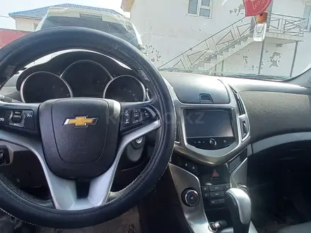 Chevrolet Cruze 2014 года за 4 380 000 тг. в Атырау – фото 2