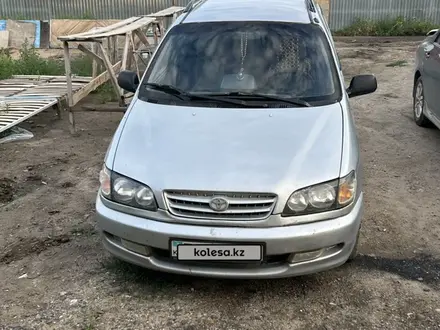 Toyota Picnic 1998 года за 3 200 000 тг. в Семей