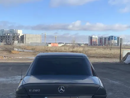 Mercedes-Benz E 280 1993 года за 2 600 000 тг. в Актобе – фото 7