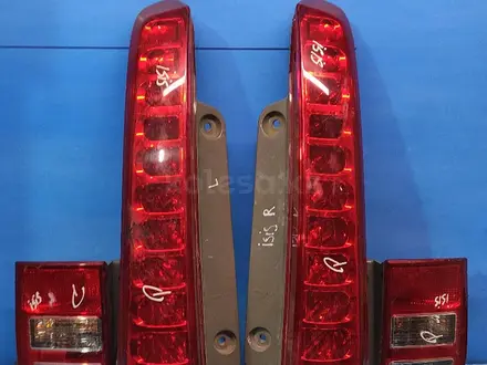 Стоп фонарь Toyota Isis за 20 000 тг. в Астана
