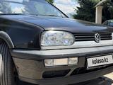 Volkswagen Golf 1997 года за 2 700 000 тг. в Алматы – фото 3
