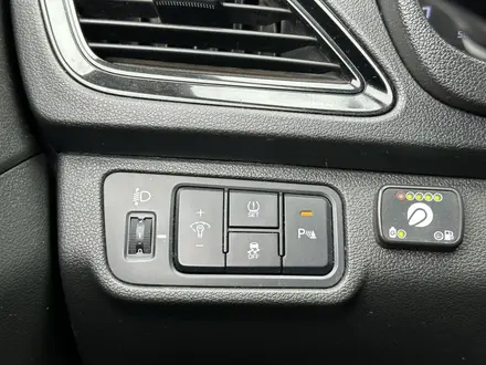 Hyundai Accent 2021 года за 8 000 000 тг. в Актобе – фото 14