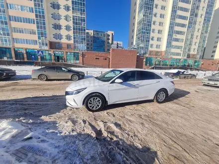 Hyundai Elantra 2022 года за 8 800 000 тг. в Астана