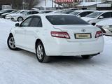 Toyota Camry 2010 года за 6 250 000 тг. в Актобе – фото 4