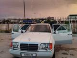 Mercedes-Benz E 320 1993 года за 3 700 000 тг. в Актау – фото 4