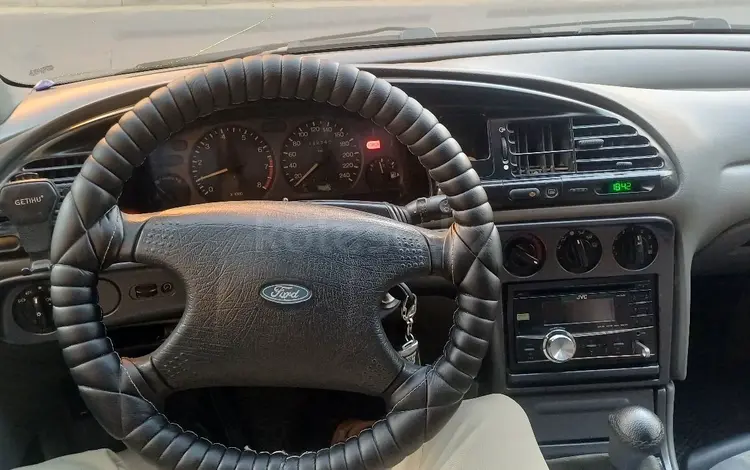 Ford Mondeo 1993 годаүшін1 200 000 тг. в Актау