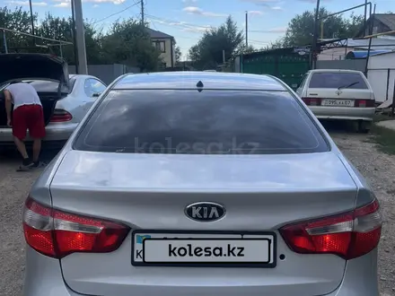 Kia Rio 2014 года за 5 200 000 тг. в Уральск – фото 2